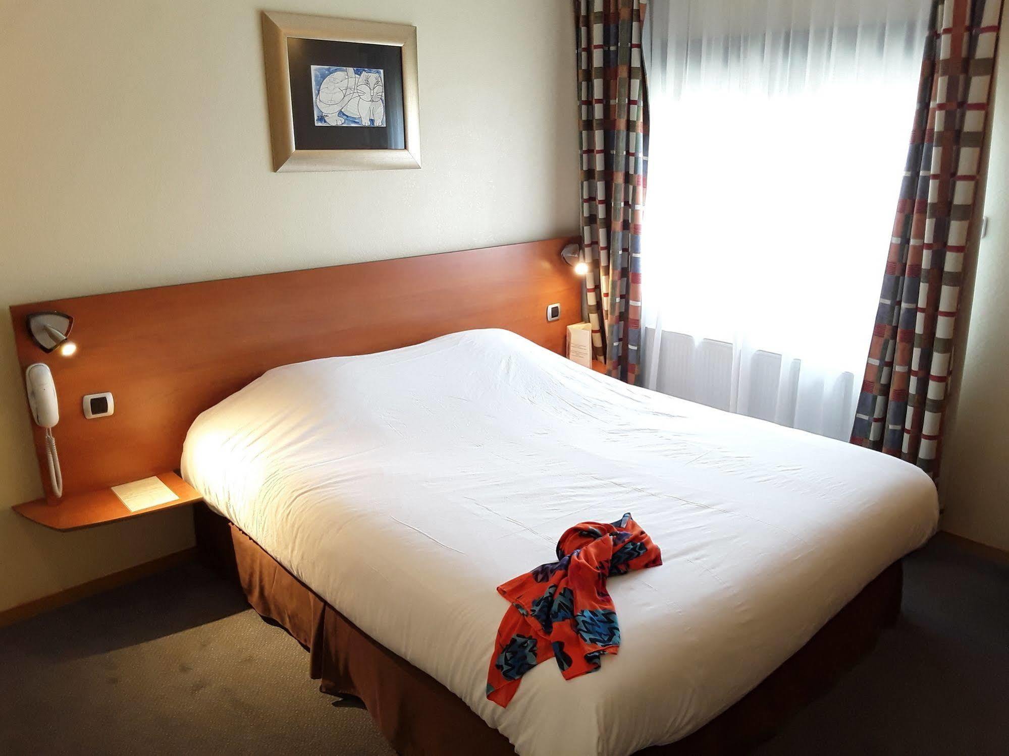 In Situ Hotel วาลองเซียนส์ ภายนอก รูปภาพ